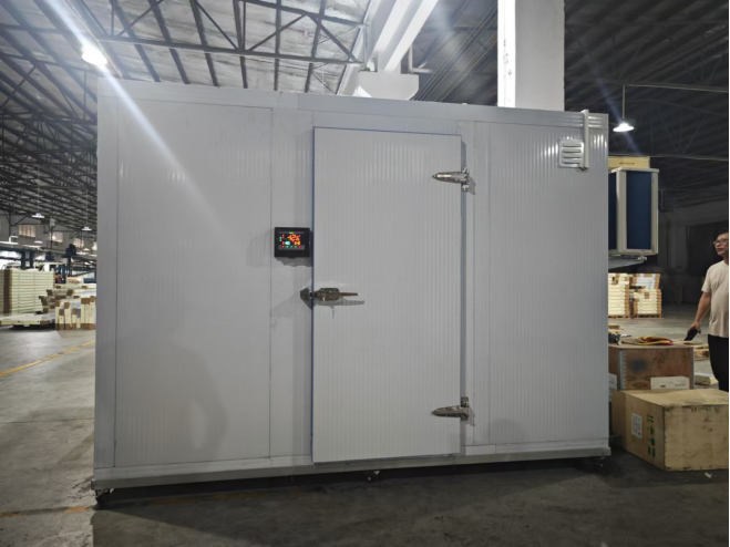 1 0-8 or -18℃ Cold Storage